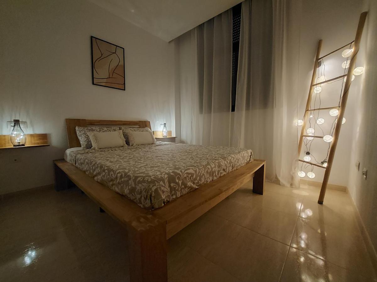 Apartamento En Residencial Con Piscina Ел Кампело Екстериор снимка