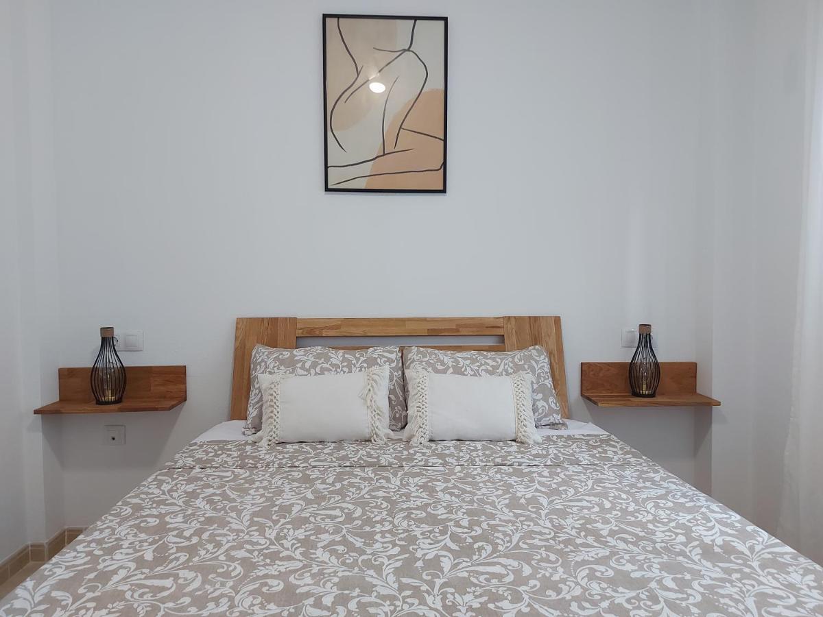 Apartamento En Residencial Con Piscina Ел Кампело Екстериор снимка