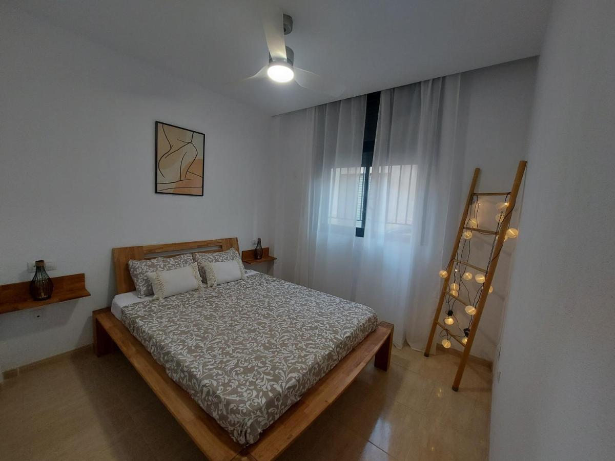 Apartamento En Residencial Con Piscina Ел Кампело Екстериор снимка