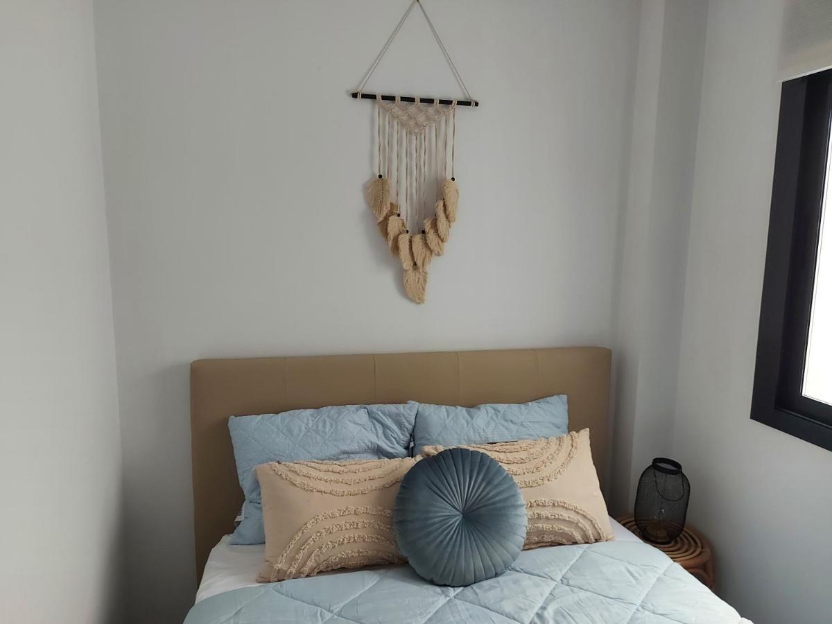 Apartamento En Residencial Con Piscina Ел Кампело Екстериор снимка