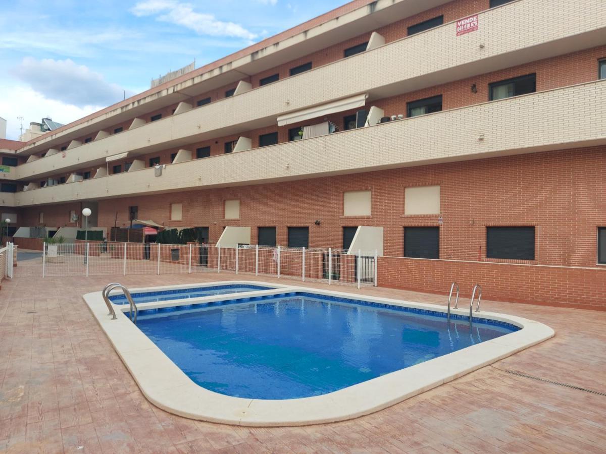 Apartamento En Residencial Con Piscina Ел Кампело Екстериор снимка