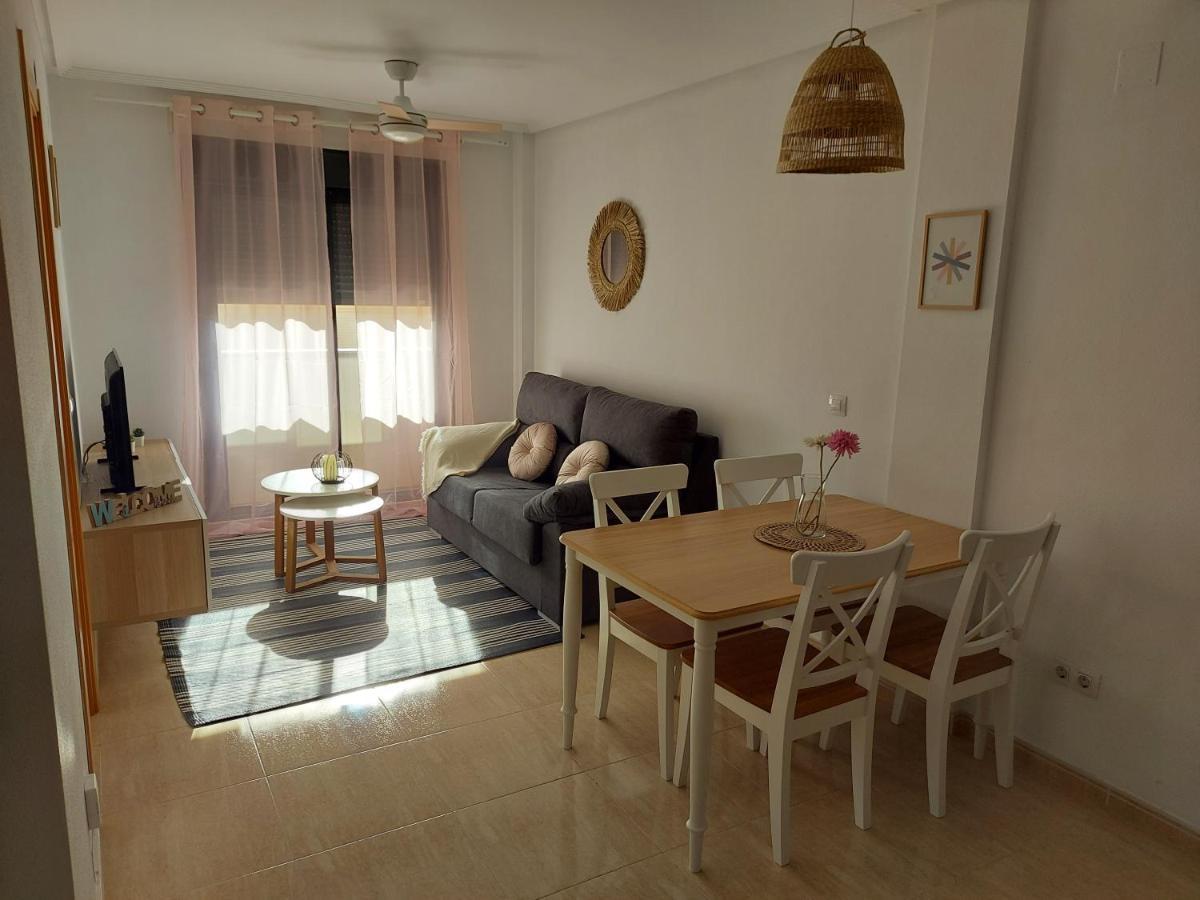 Apartamento En Residencial Con Piscina Ел Кампело Екстериор снимка